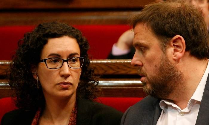 rovira-junqueras-parlament-luis-moreno.jpg
