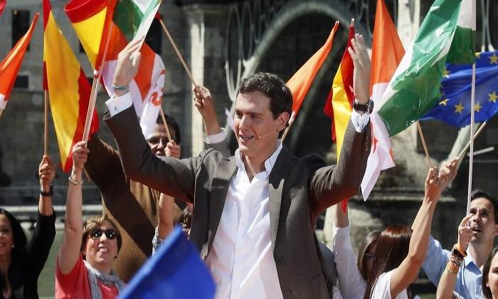 rivera-sevilla-acto-campana-efe.jpg