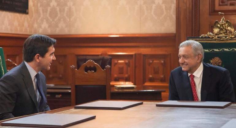AMLO y Carlos Torres Vila presidente mundial del Grupo BBVA en Palacio Nacional