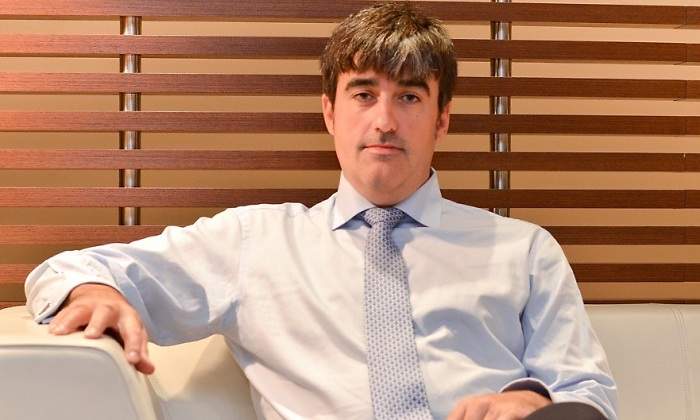 Aso-Carlos-Andbank.jpg