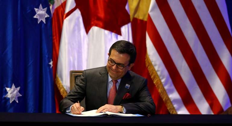 tpp-guajardo-firma-reuters-770x420.jpg