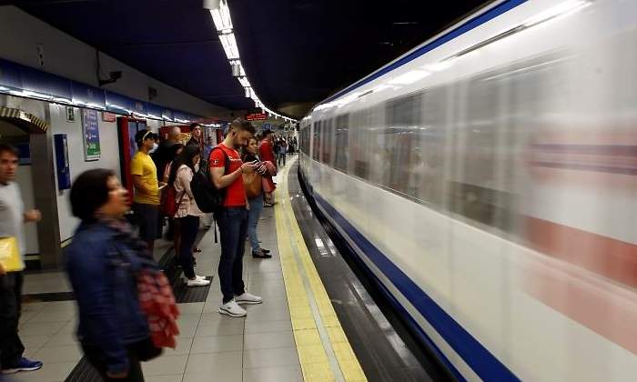 metro-madrid-movimiento-anden.jpg