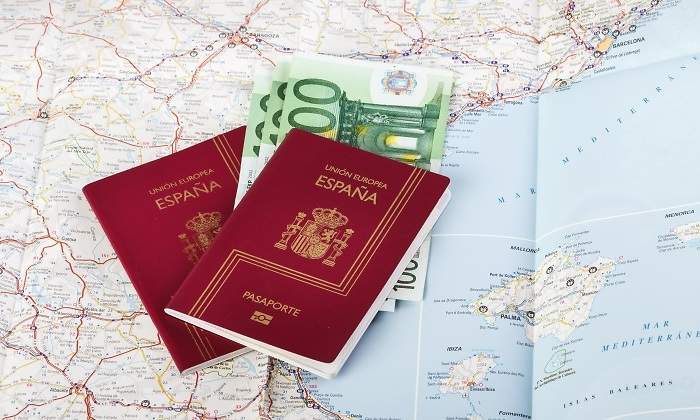 turismo-euros-dreamstime.jpg