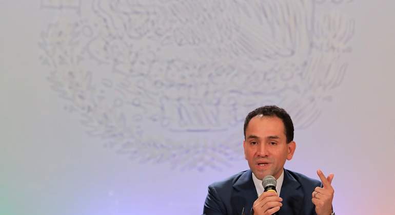 Arturo-Herrera.jpg