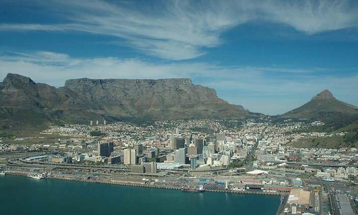 ciudad-cabo-sudafrica-panoramica-770-dreamstime.jpg