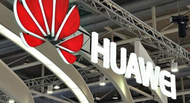 Huawei-logo-EFE-770.jpg