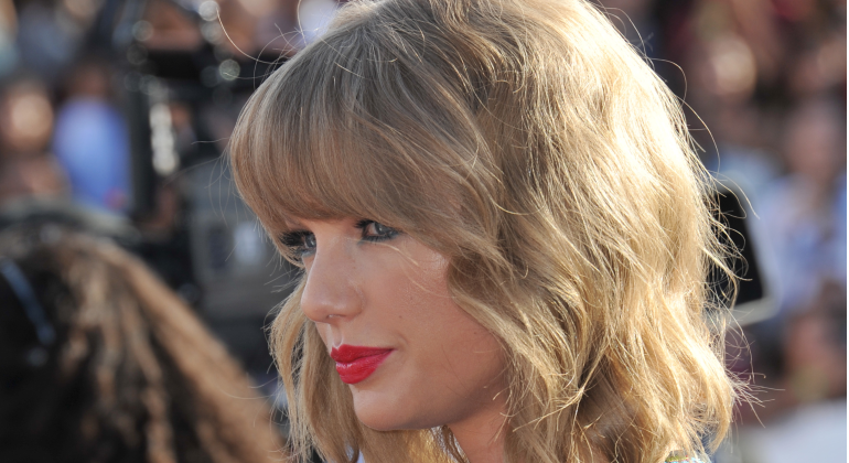 Taylor-Swift-Dreamstime-770x420.png