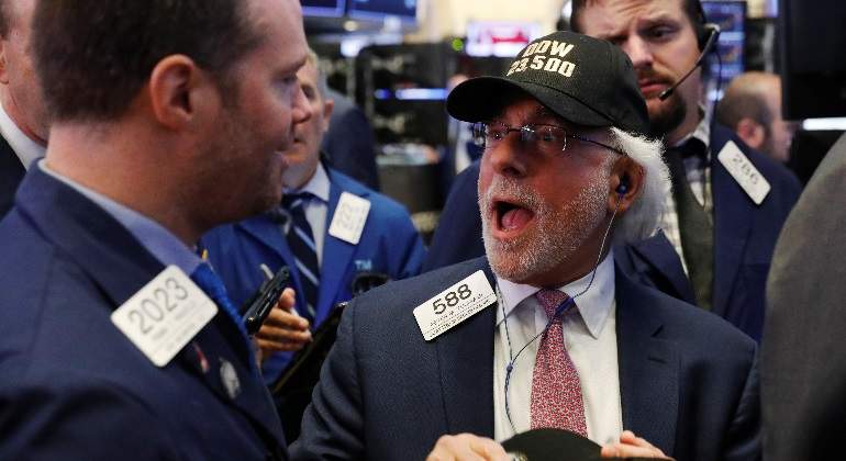 Wall Street baja por dudas sobre la reforma fiscal de EE.UU Wall Street baja por dudas sobre la reforma fiscal de EE.UU