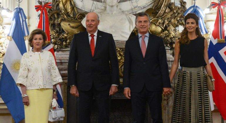 Mauricio-Macri-junto-a-los-reyes-de-Noruega.jpg
