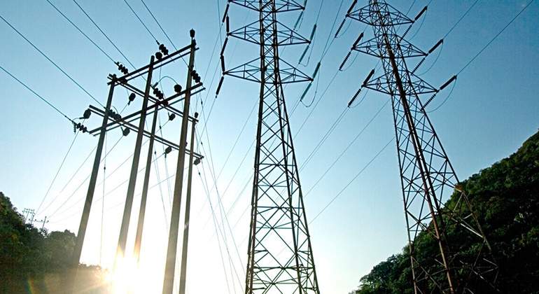 TORRES-ENERGIA.jpg