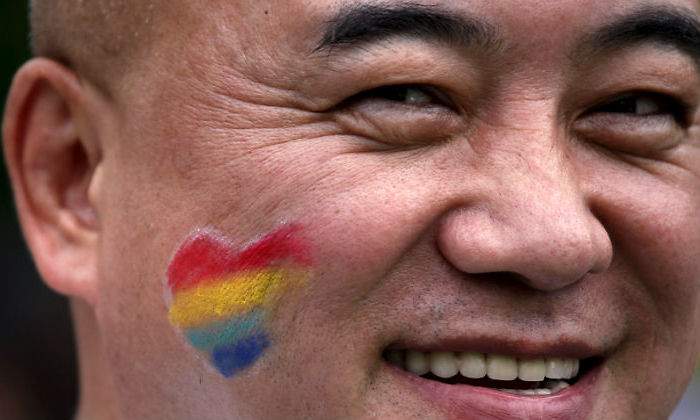 china-gay.jpg