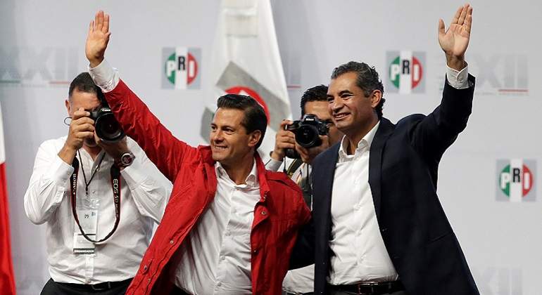 EPN-Reza-reuters.jpg