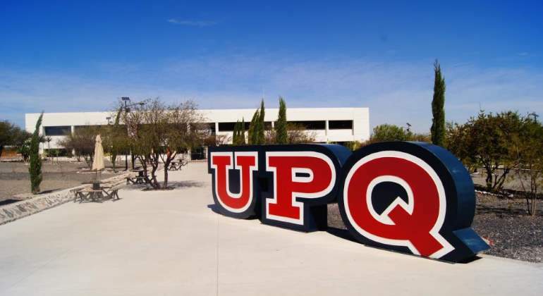 Universidad-Pontifica-Qro-especial.jpg
