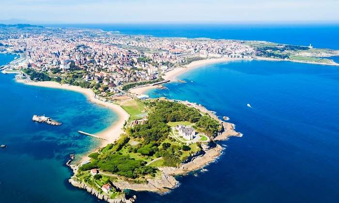 santander-estudios-ocu-Saiko3p-Dreamstime.jpg