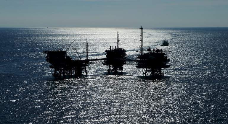 Pemex gana dos bloques en la Ronda 2.4