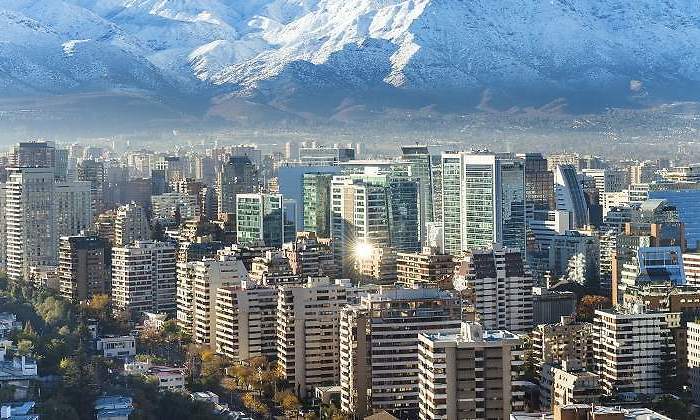 santiago_chile_nevado_istock.jpg