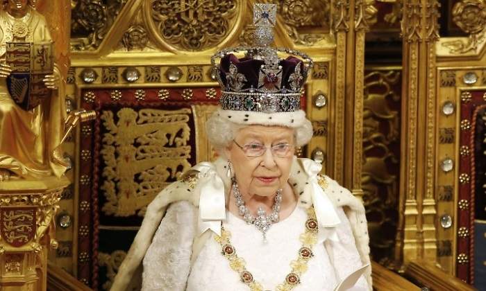 isabel-ii-may16-efe.jpg