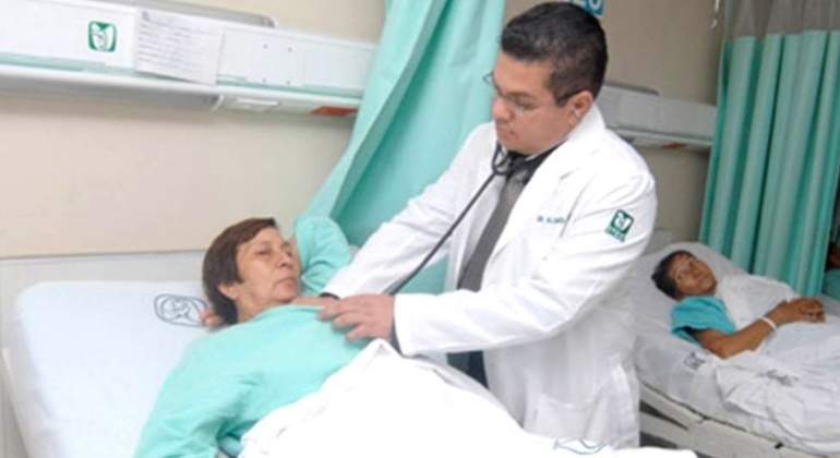 imss-austeridad-medicos-enfermeras.jpg