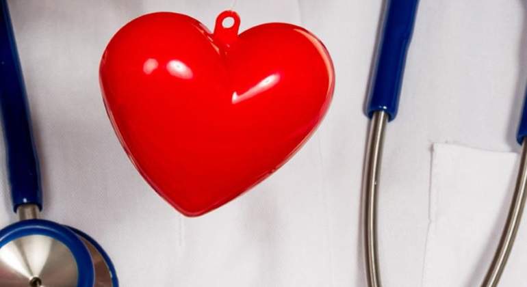 cardiologo-corazon-medico-getty-770.jpg