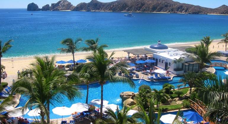 los-cabos-770-420-internet.jpg