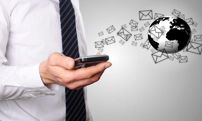 mails-dreamstime.jpg