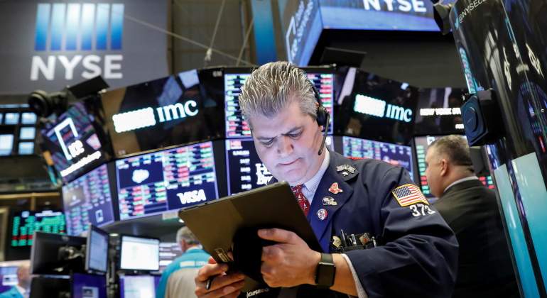 Wall-Street-records-Reuters-2.jpg