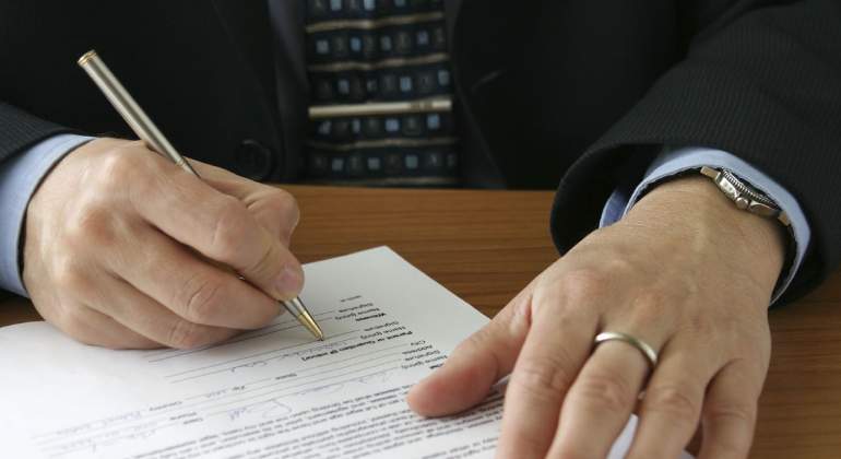 contrato-credito-getty-770.jpg