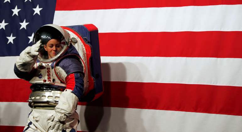 NASA-trajes-reuters.jpg