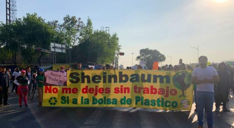 empleados-plastico-770-420.jpg