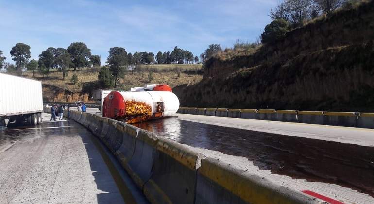 mexico-puebla-pipa-choque-11-junio-19.jpg