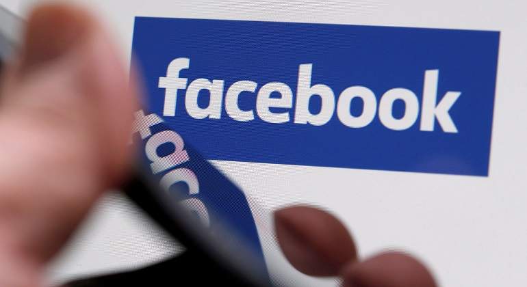 Facebook-reuters.jpg