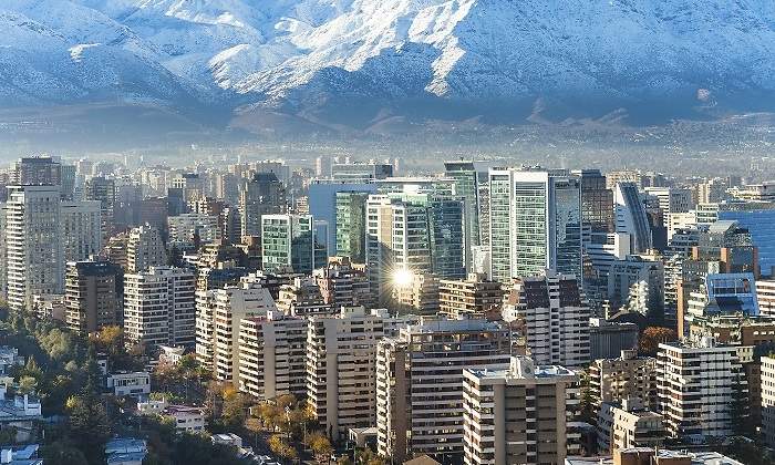 santiago_chile_nevado_istock.jpg