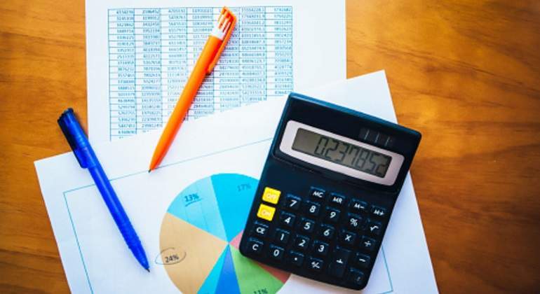 impuestos-boli-calculadora.jpg