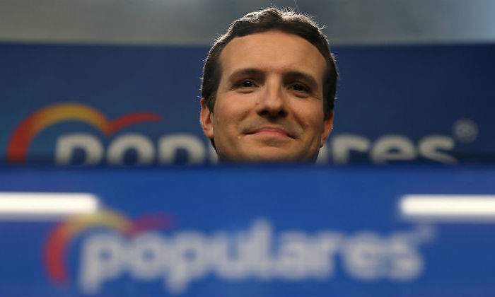casado-pablo-atril-reuters.jpg