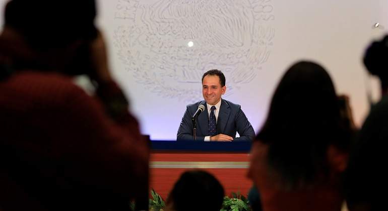 Arturo-Herrera.jpg