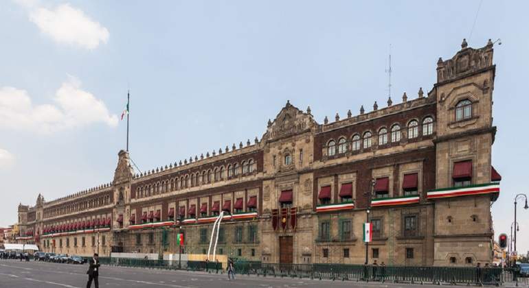 PALACIO-REUTERS.jpg