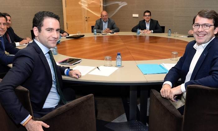 negociaciones-pp-ciudadanos-cyl-efe.jpg