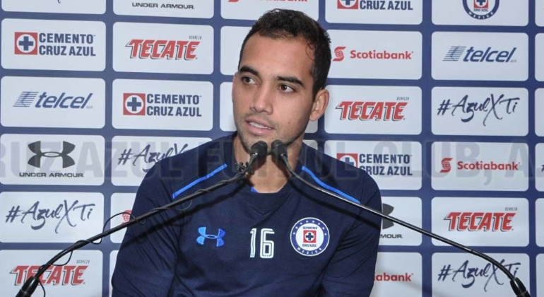 Adrian-Aldrete-prefiere-un-titulo-de-con-Cruz-Azul-que-regresar-al-Tri-Notimex.png