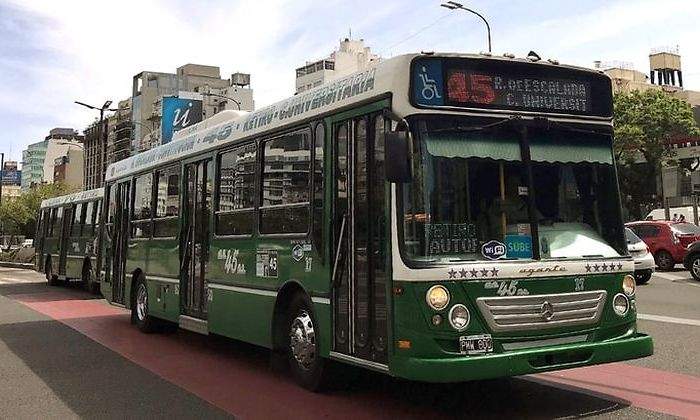 Colectivo-en-Buenos-Aires-Reuters.jpg