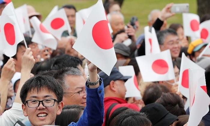 japon-banderas-gente-reuters-770x420.jpg