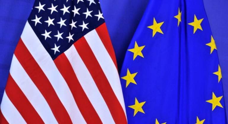banderas-eeuu-ue.jpg