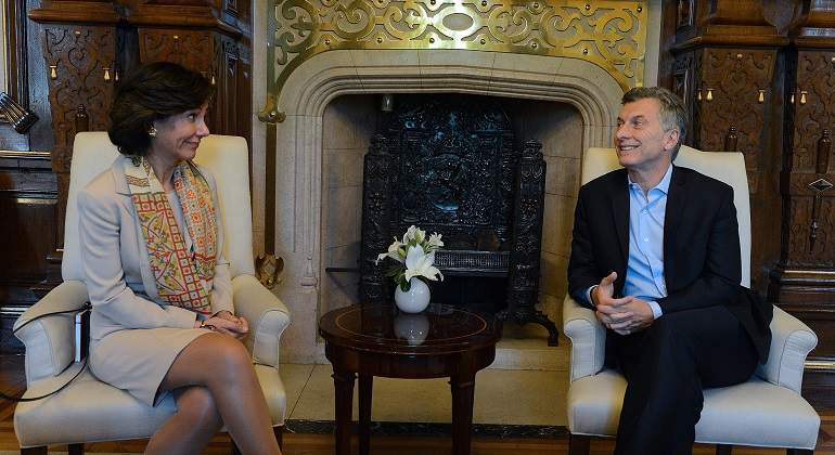 BotinMacri770.jpg