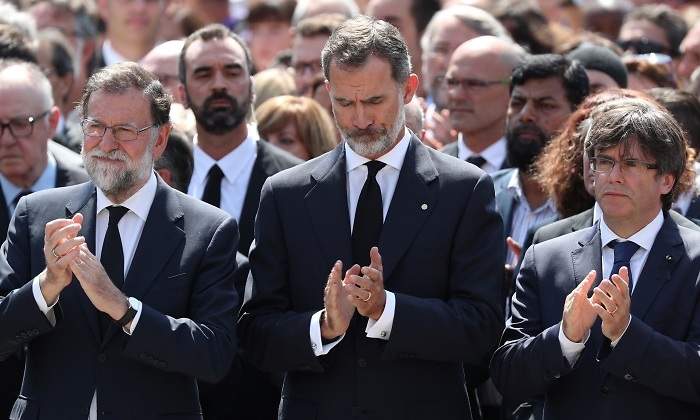 rajoy-rey-puigdemont-reuters.jpg