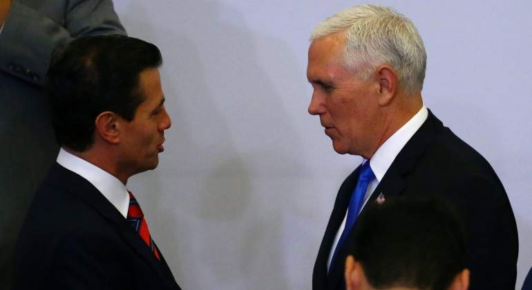 Pena-Nieto-y-Mike-Penece-reuters.jpg