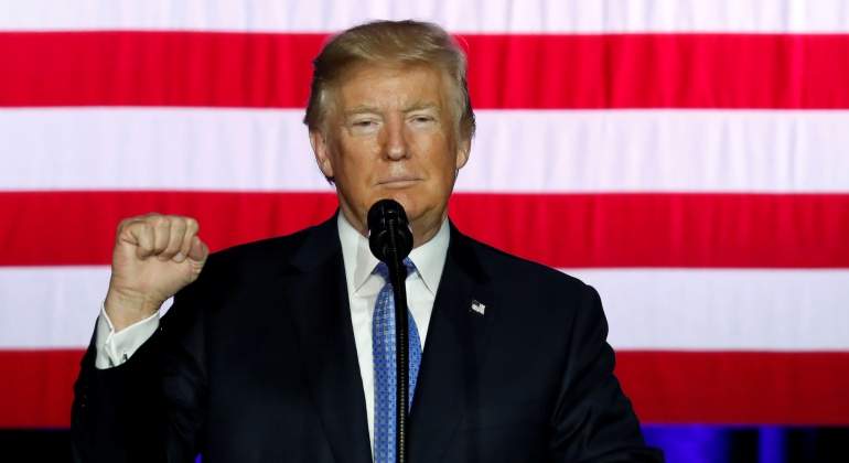 trump-puno-revolucion-septiembre-2017-reuters.jpg