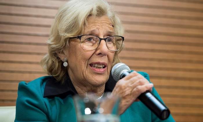 carmena-manuela-microfono-10octubre2018-efe.jpg