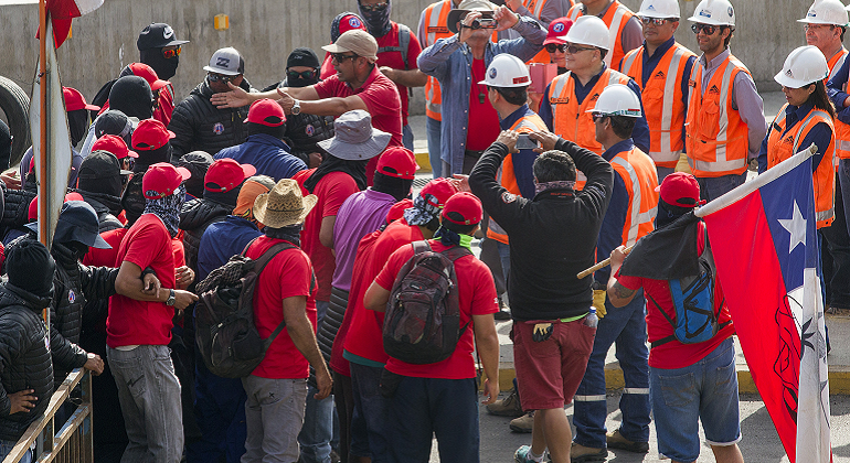 mineros.protesta-efe.png