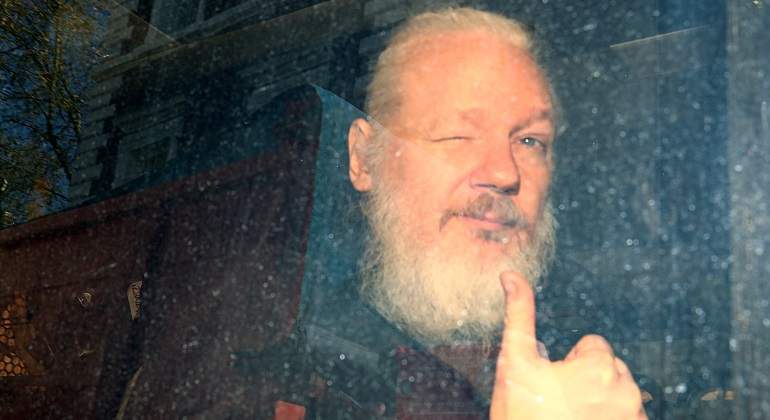 Julian-Assange-reuters-770.jpg