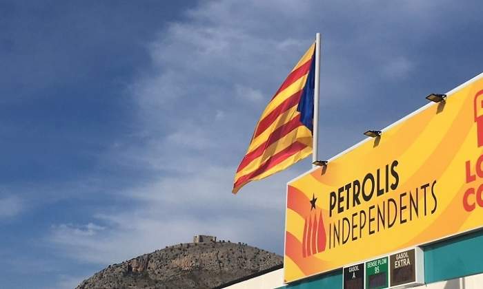 petrolis.jpg