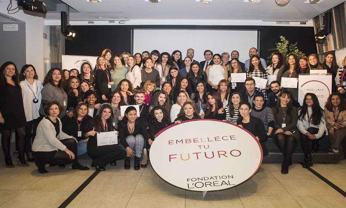 EMBELLECE-TU-FUTURO-GRADUACIoN-defini.jpg